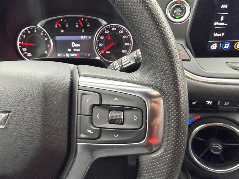 Chevrolet Blazer Vehicle Full-screen Gallery Image 14