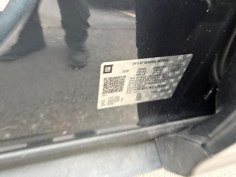 Cadillac XT5 Vehicle Full-screen Gallery Image 26