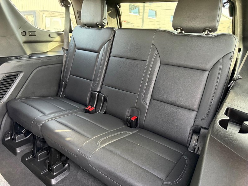 Chevrolet Tahoe Vehicle Full-screen Gallery Image 10