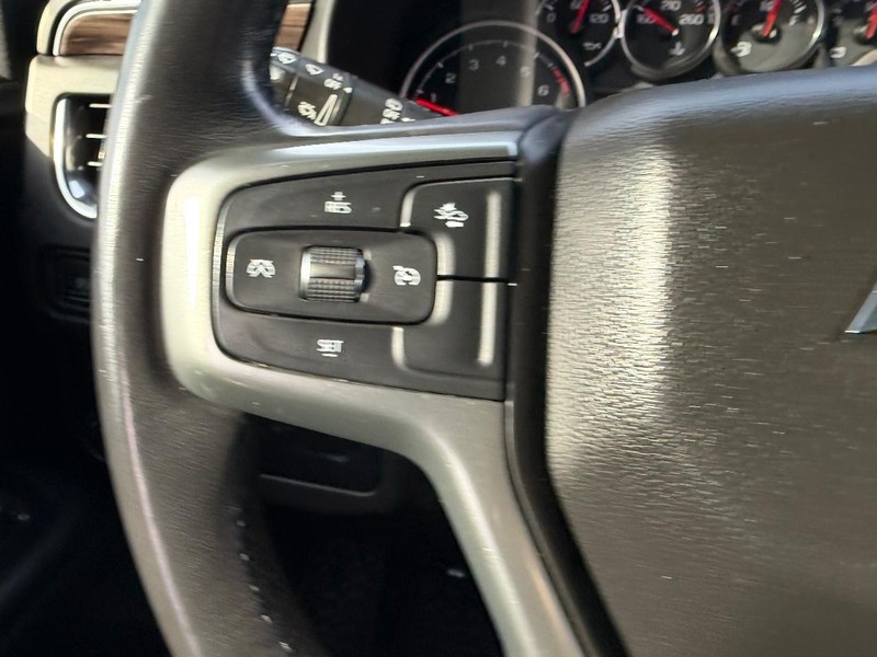 Chevrolet Tahoe Vehicle Full-screen Gallery Image 15