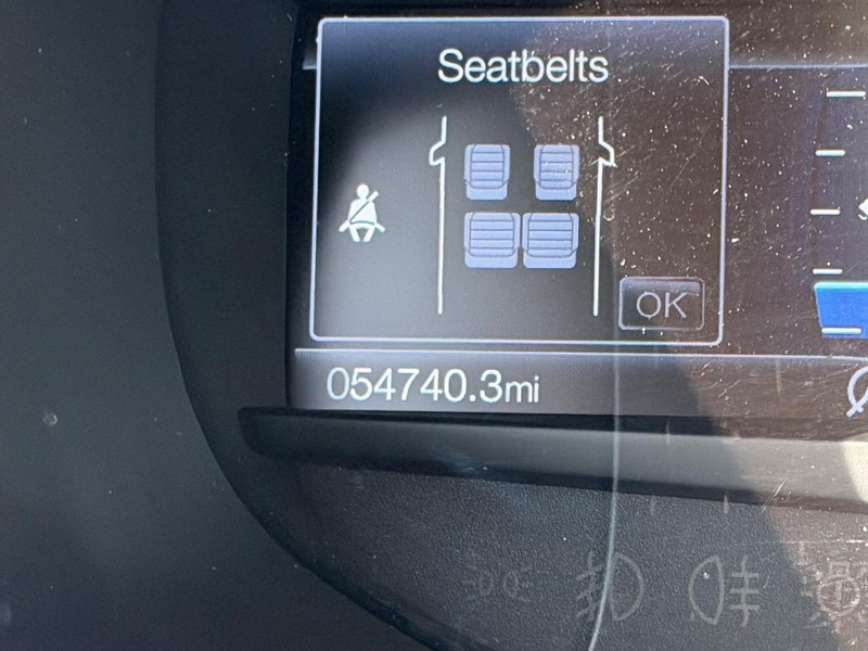 Ford Edge Vehicle Full-screen Gallery Image 20