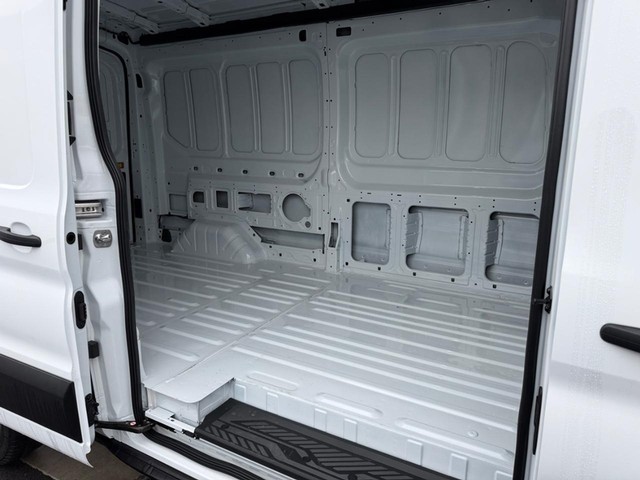 2026 Ford Transit Van Base - Photo 9