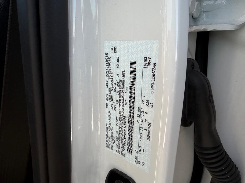 Ford F-150 Vehicle Full-screen Gallery Image 23