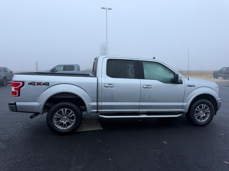 Ford F-150 Vehicle Full-screen Gallery Image 04