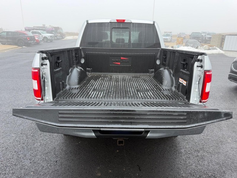 Ford F-150 Vehicle Full-screen Gallery Image 07