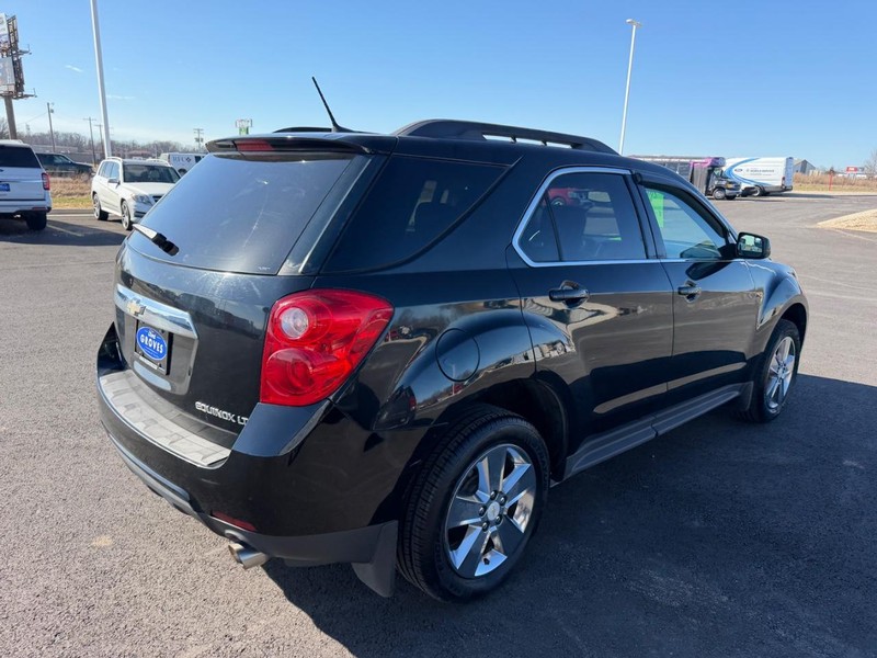 Chevrolet Equinox Vehicle Full-screen Gallery Image 05