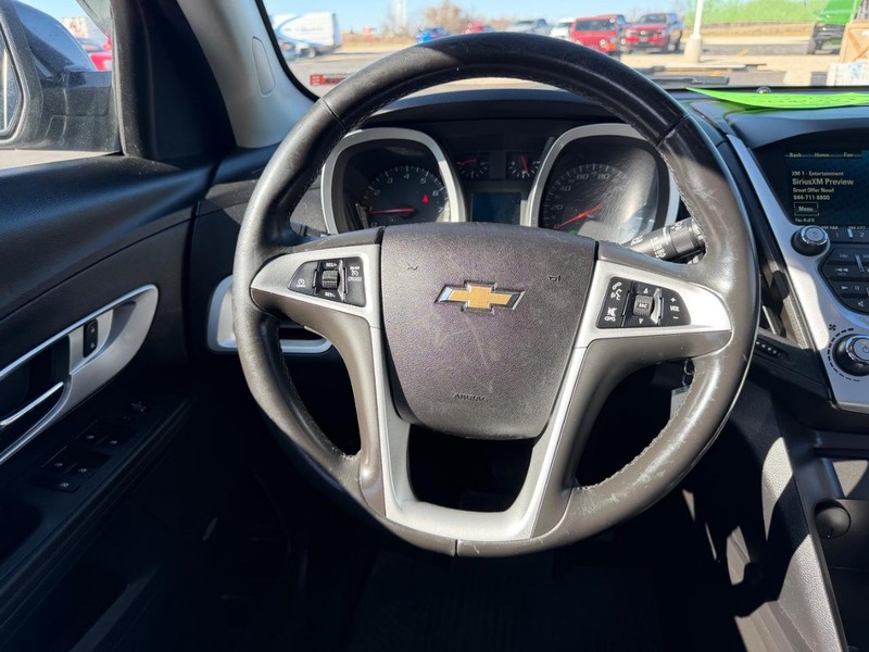 Chevrolet Equinox Vehicle Full-screen Gallery Image 13
