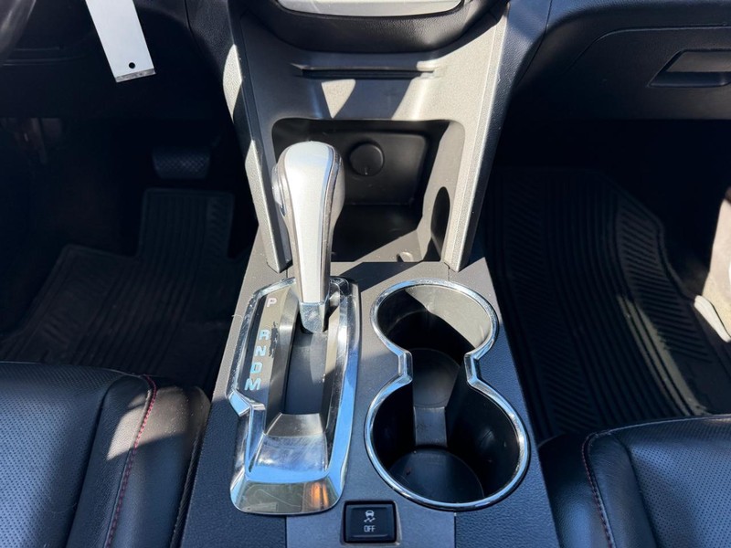 Chevrolet Equinox Vehicle Full-screen Gallery Image 18