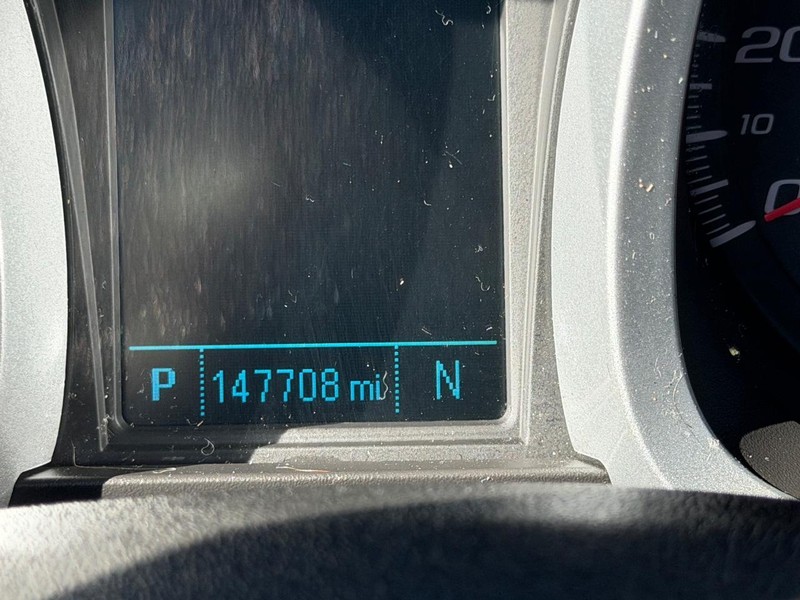 Chevrolet Equinox Vehicle Full-screen Gallery Image 22