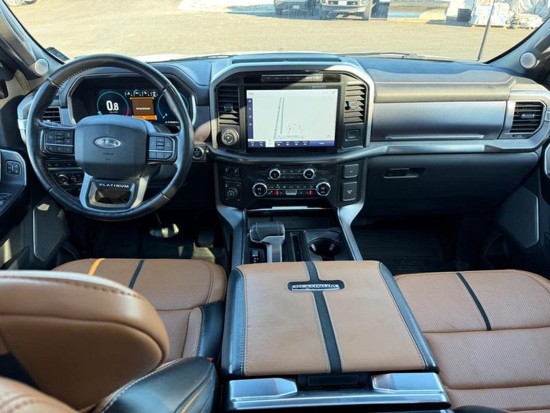 Ford F-150 Vehicle Full-screen Gallery Image 11