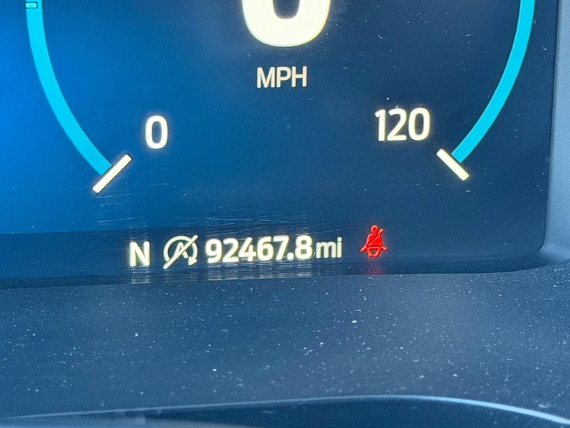 Ford F-150 Vehicle Full-screen Gallery Image 22