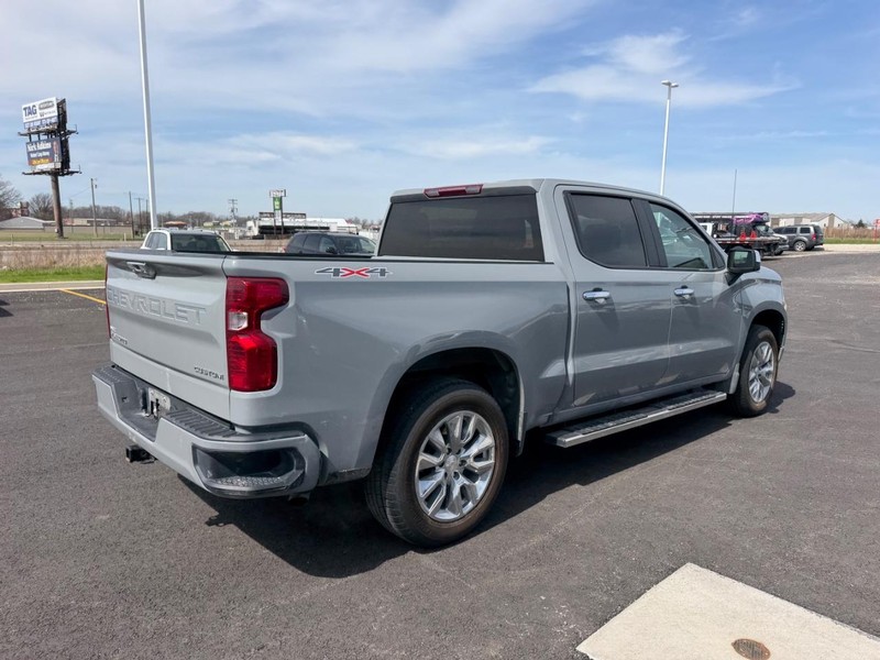 Chevrolet Silverado 1500 Vehicle Full-screen Gallery Image 05