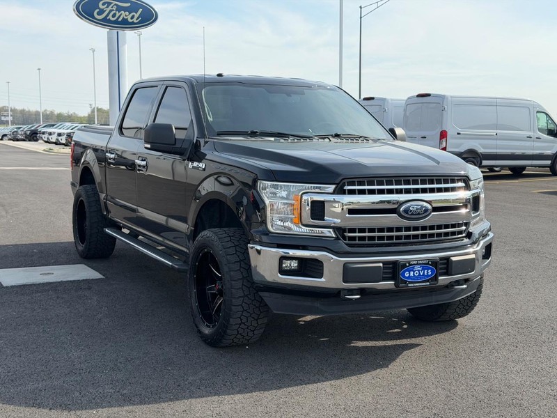 Ford F-150 Vehicle Full-screen Gallery Image 03