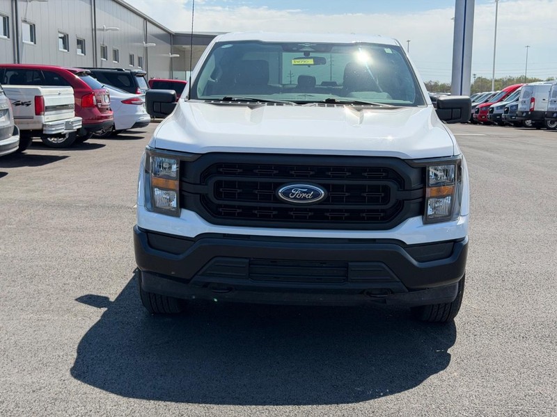 Ford F-150 Vehicle Full-screen Gallery Image 02