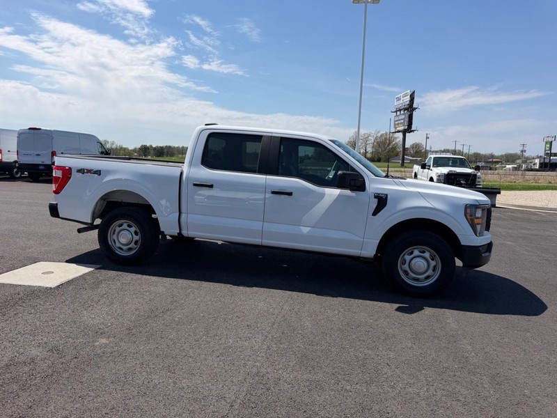 Ford F-150 Vehicle Full-screen Gallery Image 04