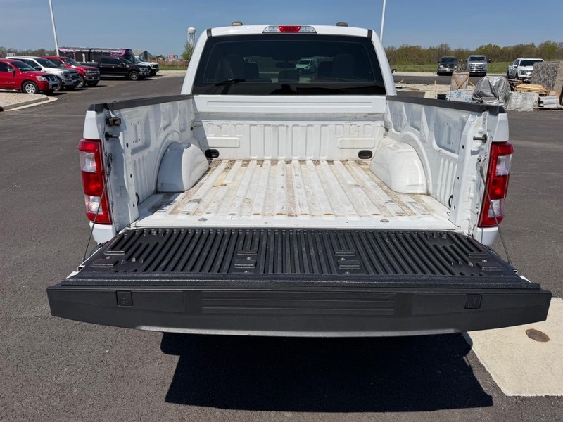 Ford F-150 Vehicle Full-screen Gallery Image 07