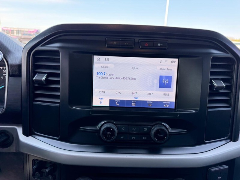 Ford F-150 Vehicle Full-screen Gallery Image 14