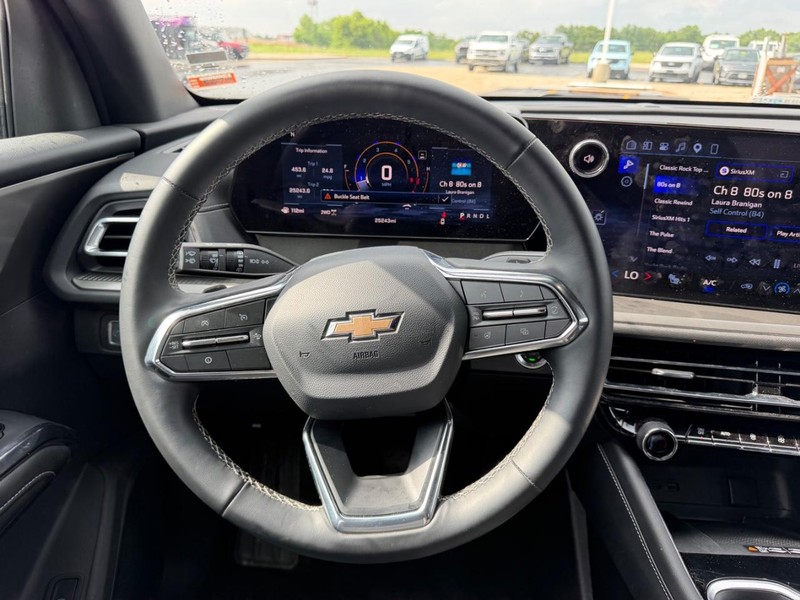 Chevrolet Traverse Vehicle Full-screen Gallery Image 14
