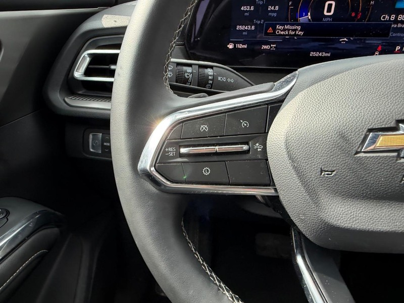Chevrolet Traverse Vehicle Full-screen Gallery Image 15