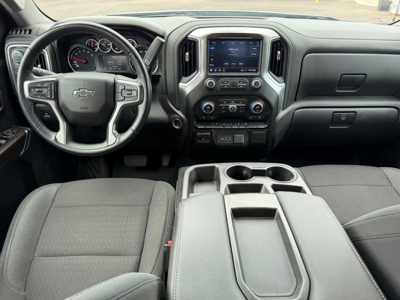 Chevrolet Silverado 1500 Vehicle Full-screen Gallery Image 10