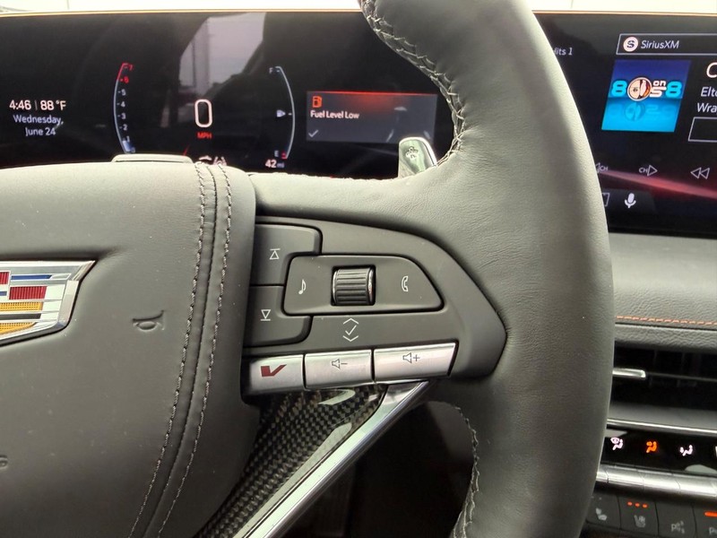Cadillac CT5-V Vehicle Full-screen Gallery Image 14