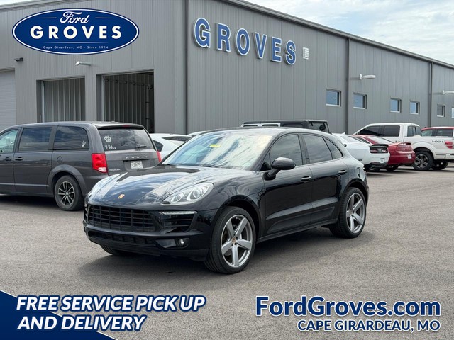 Cape Girardeau MO 2018 Porsche Macan more details - porsche macan