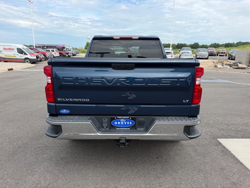Chevrolet Silverado 1500 Vehicle Full-screen Gallery Image 06
