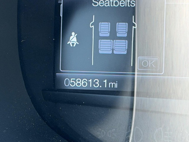 Ford Edge Vehicle Full-screen Gallery Image 20