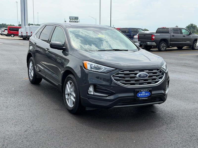 Ford Edge Vehicle Full-screen Gallery Image 03
