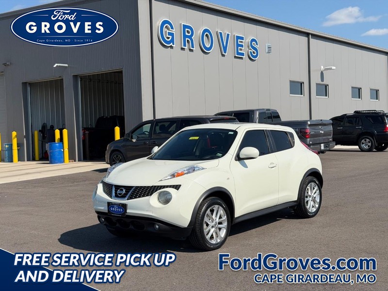Nissan Juke Vehicle Full-screen Gallery Image 01