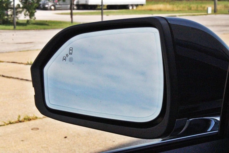 2020 Lincoln MKZ Standard photo