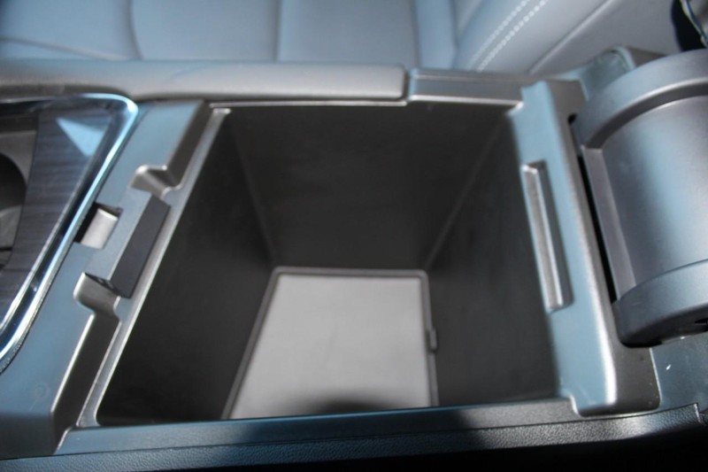 Buick Enclave Vehicle Full-screen Gallery Image 43