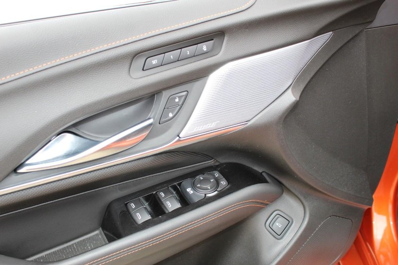 Cadillac CT4 Vehicle Full-screen Gallery Image 20