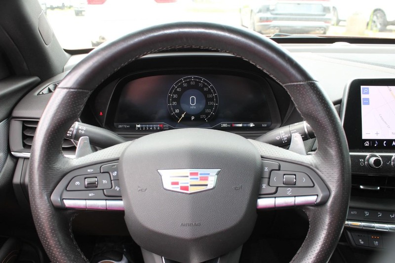 Cadillac CT4 Vehicle Full-screen Gallery Image 23