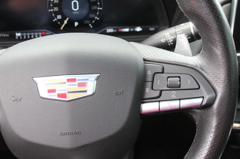 Cadillac CT4 Vehicle Full-screen Gallery Image 25