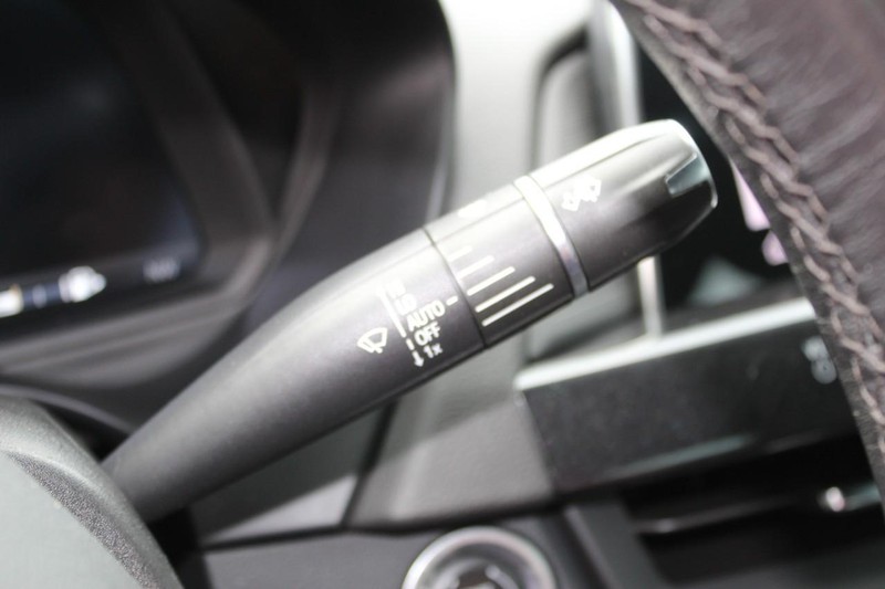 Cadillac CT4 Vehicle Full-screen Gallery Image 27