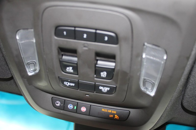 Cadillac CT4 Vehicle Full-screen Gallery Image 43