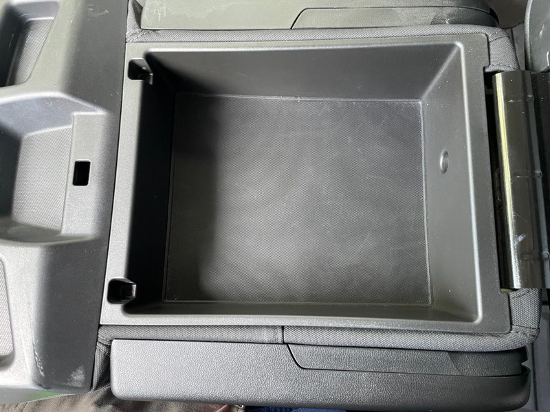 Chevrolet Silverado 1500 Vehicle Full-screen Gallery Image 42