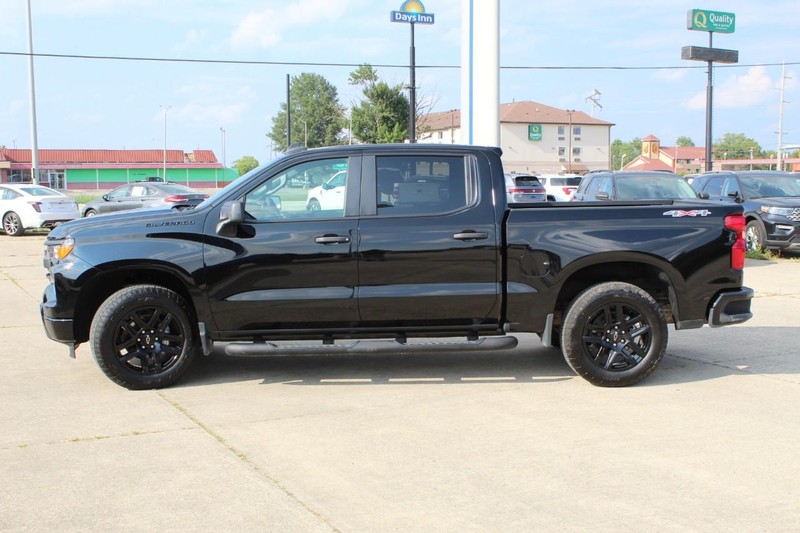 Chevrolet Silverado 1500 Vehicle Full-screen Gallery Image 06