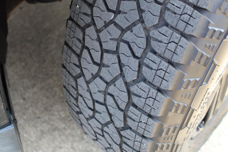 Chevrolet Silverado 1500 Vehicle Full-screen Gallery Image 09