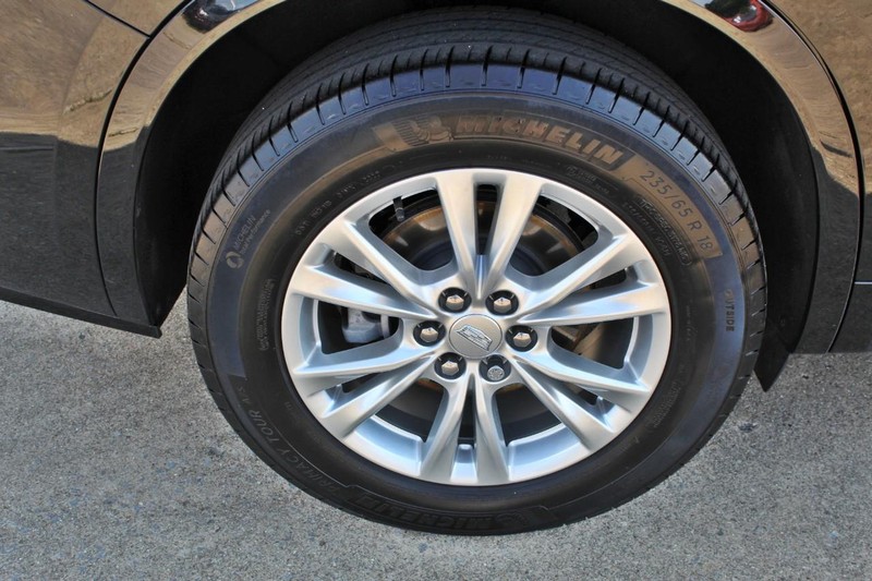 Cadillac XT6 Vehicle Full-screen Gallery Image 10