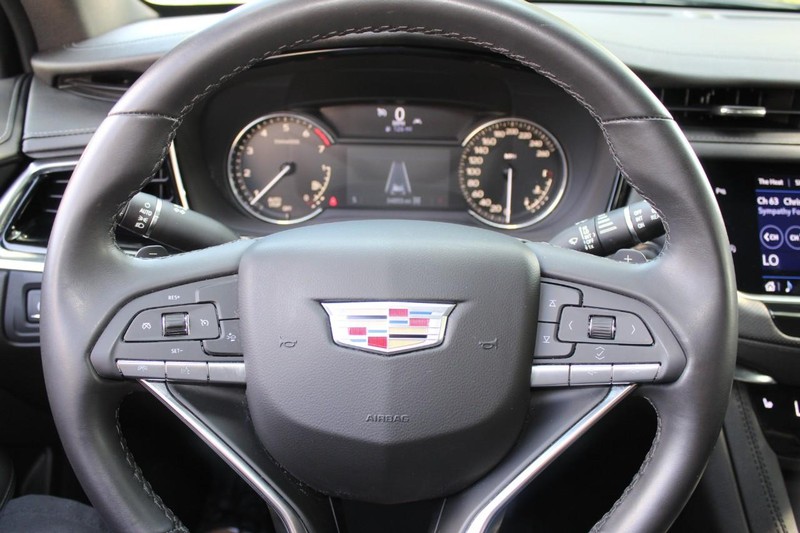 Cadillac XT6 Vehicle Full-screen Gallery Image 33