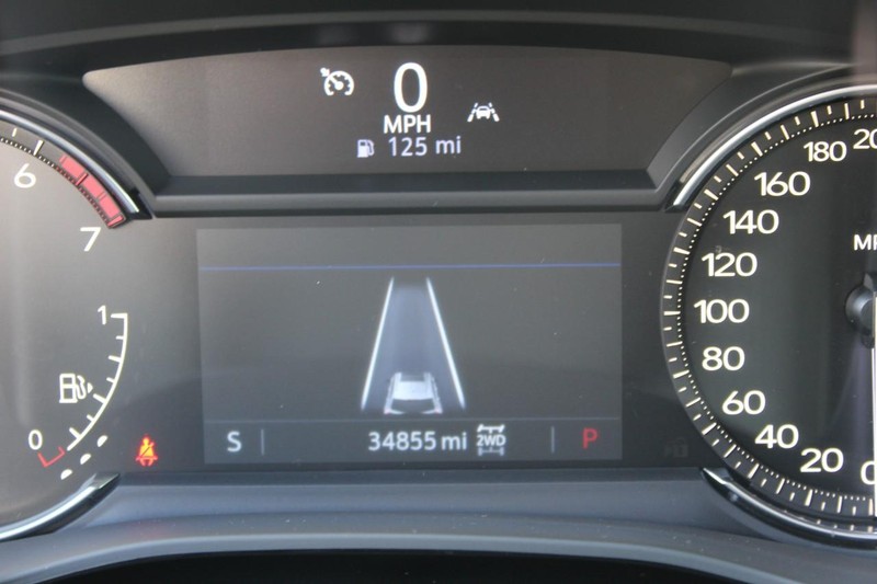 Cadillac XT6 Vehicle Full-screen Gallery Image 39