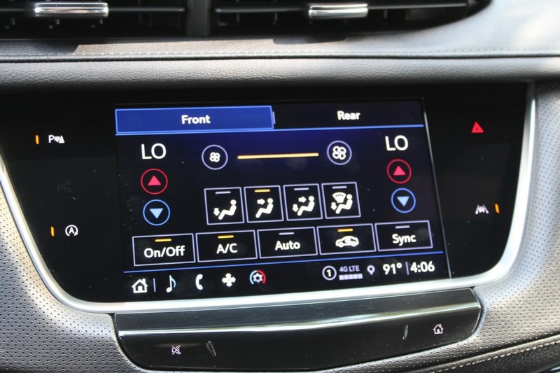 Cadillac XT6 Vehicle Full-screen Gallery Image 45