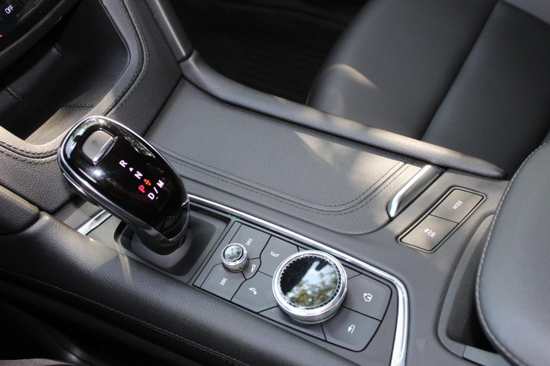 Cadillac XT6 Vehicle Full-screen Gallery Image 47