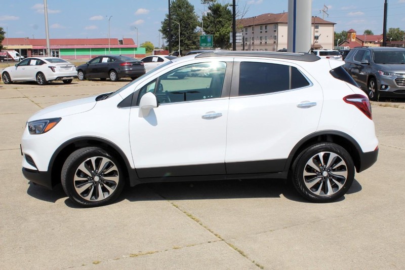 Buick Encore Vehicle Full-screen Gallery Image 06