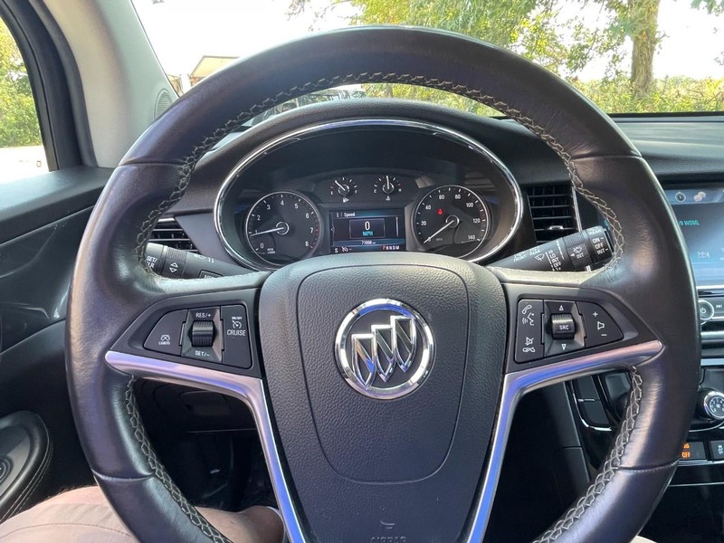 Buick Encore Vehicle Full-screen Gallery Image 23