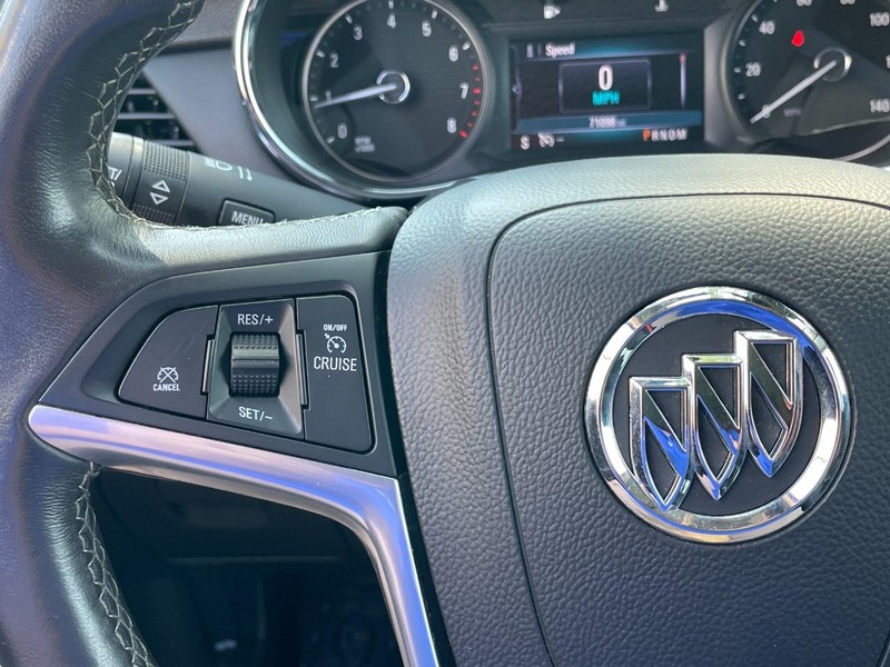 Buick Encore Vehicle Full-screen Gallery Image 24