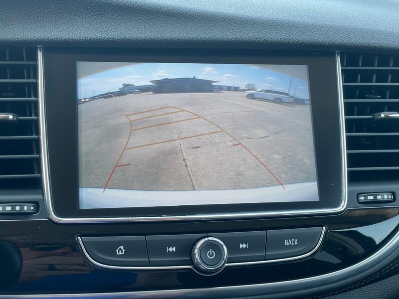 Buick Encore Vehicle Full-screen Gallery Image 32