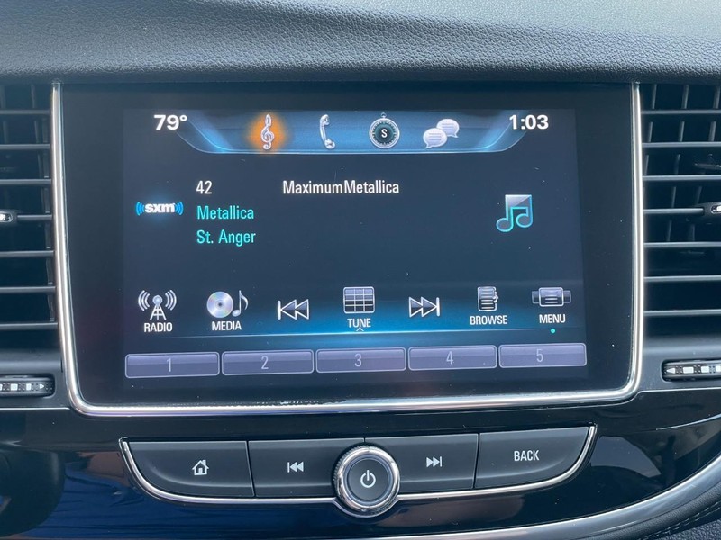 Buick Encore Vehicle Full-screen Gallery Image 33